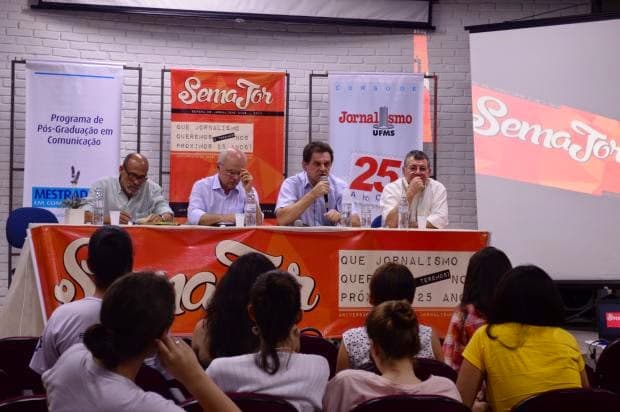 O piso salarial de jornalista permanece o mesmo de 25 anos atrás